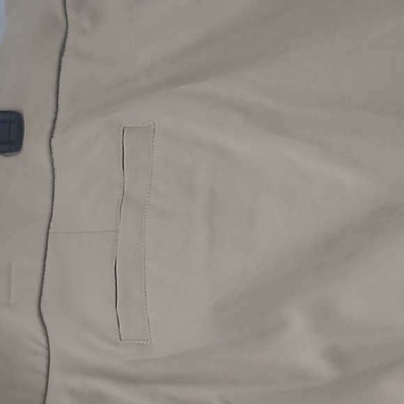 Khaki Capris Flat Elastic Waist Stretch Tummy Control Slimming Straight Leg NEW - Picture 3 of 10